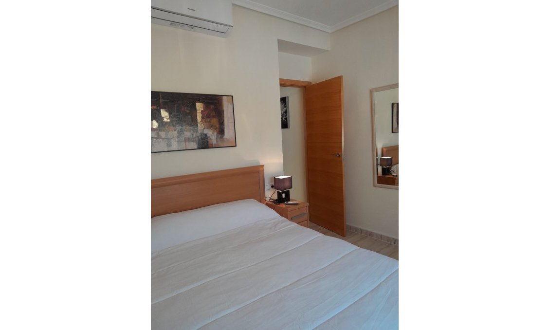 Segunda mano - Town House -
Ciudad Quesada - Costa Blanca