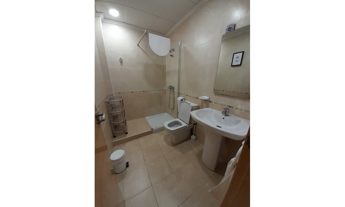 Segunda mano - Town House -
Ciudad Quesada - Costa Blanca