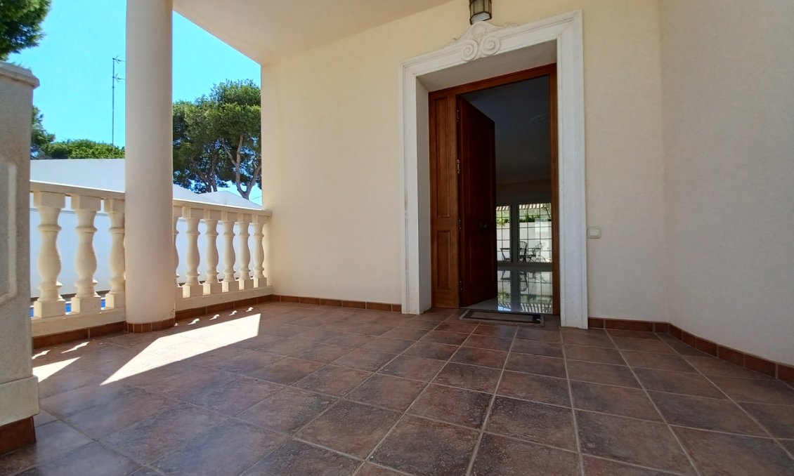Wiederverkauf - Villa -
Cabo Roig - Costa Blanca