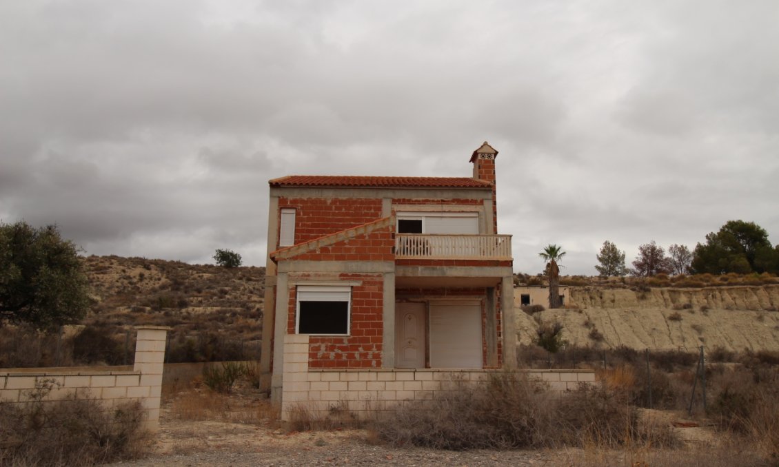 Segunda mano - Villa -
Fortuna - Inland