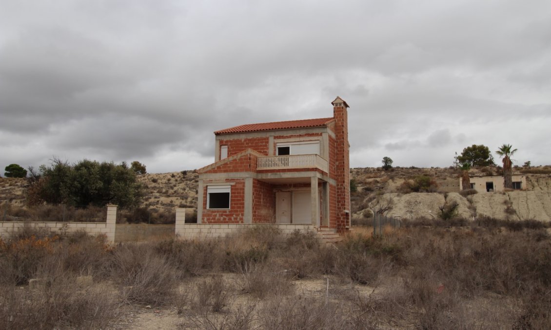 Segunda mano - Villa -
Fortuna - Inland