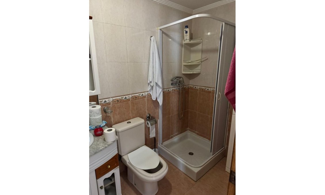 Segunda mano - Apartamento -
Torrevieja - Las Piscinas Naturales