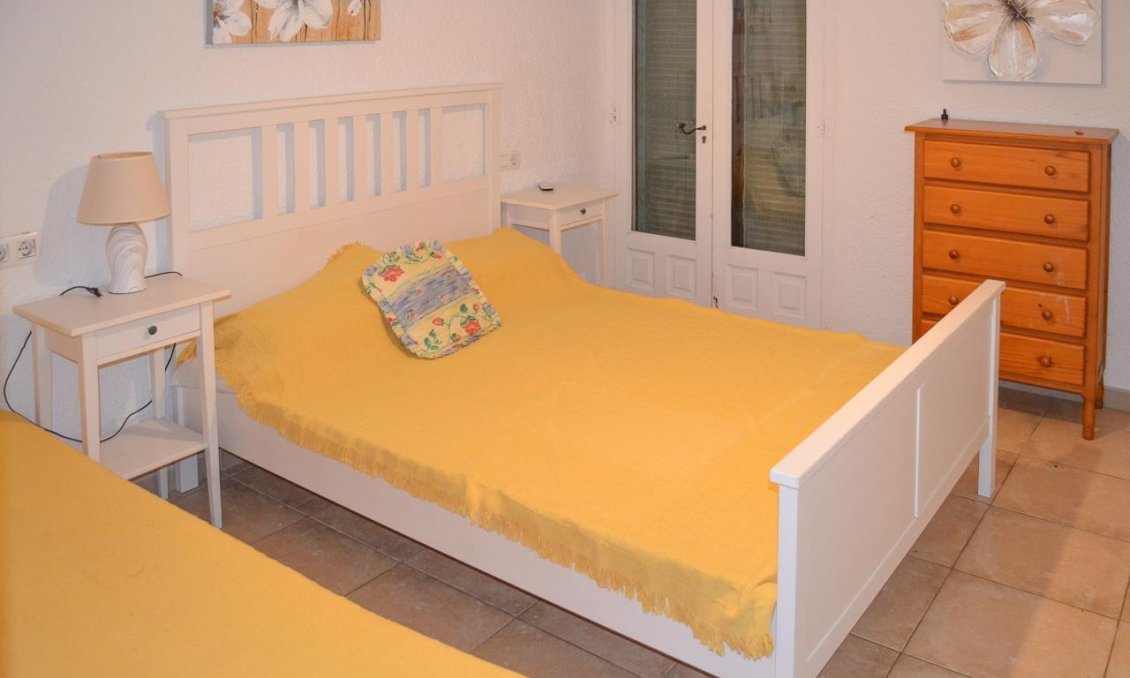 Segunda mano - Villa -
Pedreguer - Inland