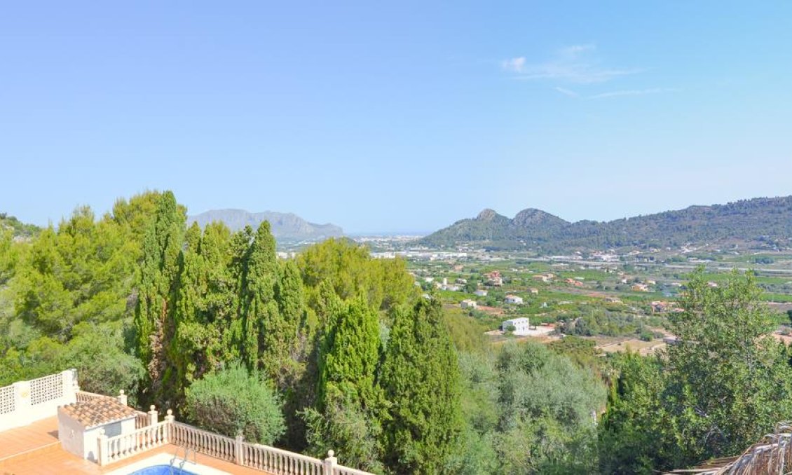 Segunda mano - Villa -
Pedreguer - Inland