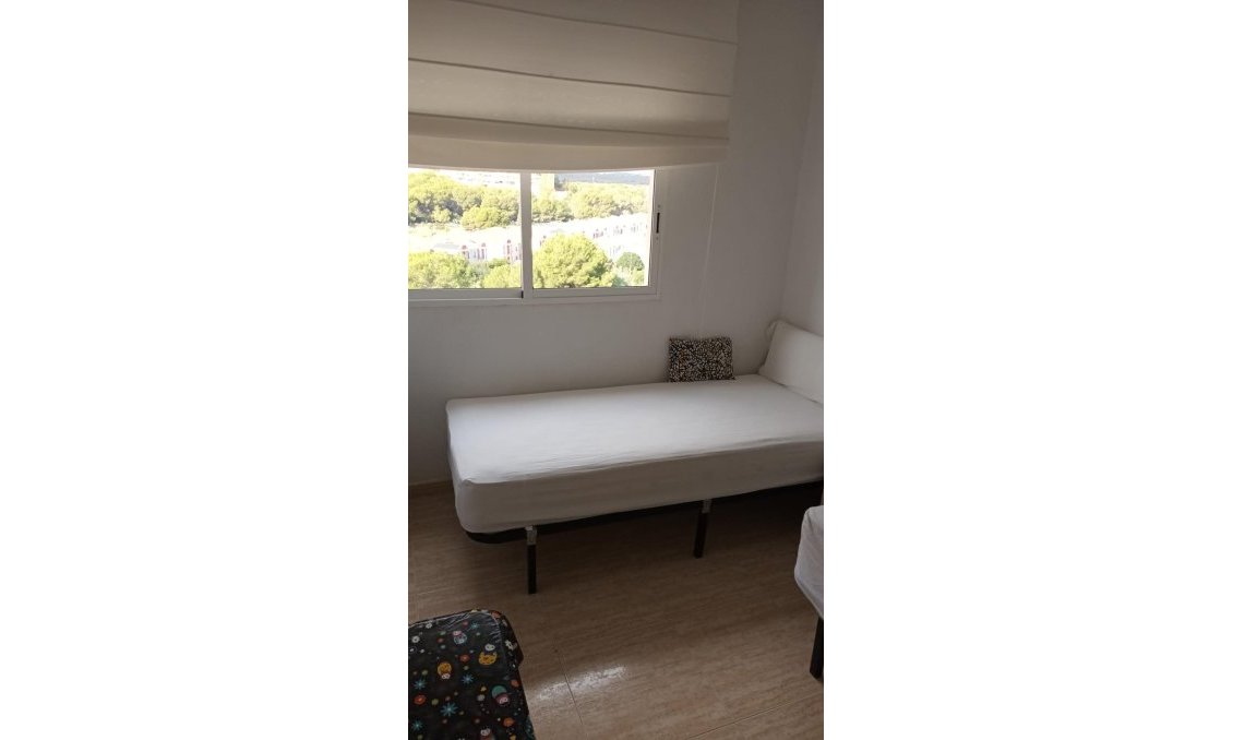 Wiederverkauf - Wohnung -
Orihuela Costa - Campoamor