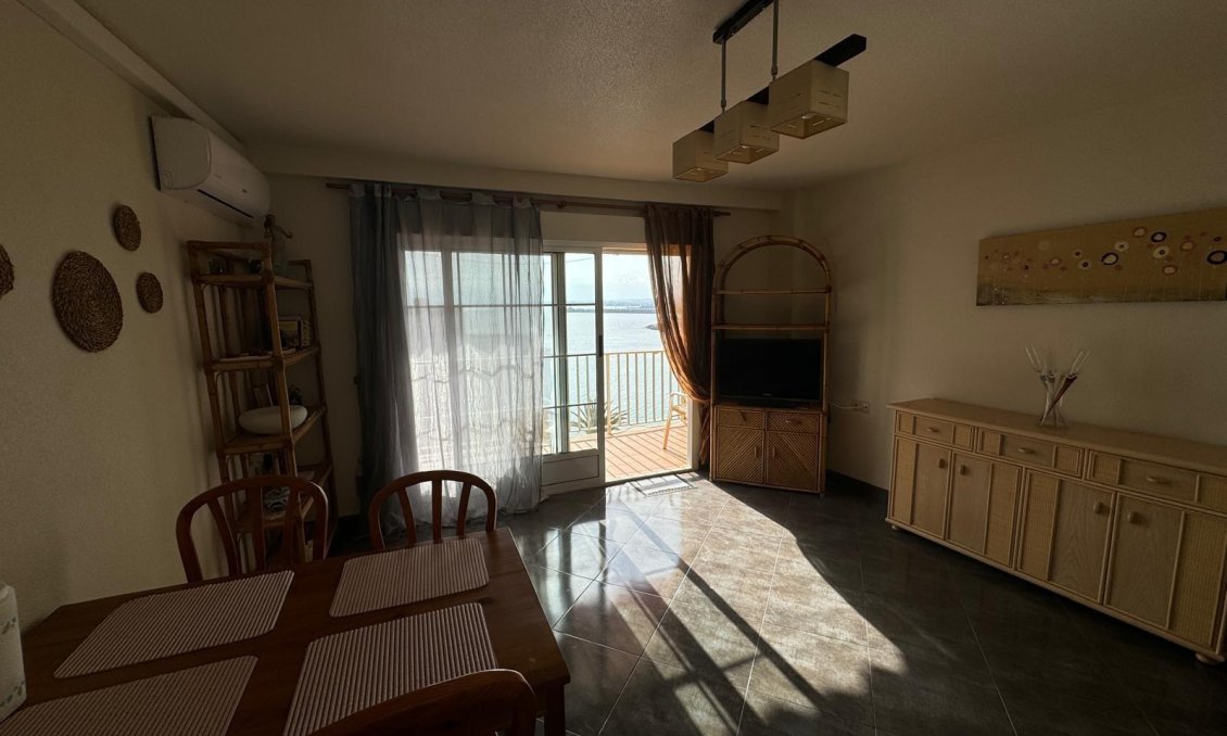 Segunda mano - Apartamento -
Torrevieja - Playa del Cura