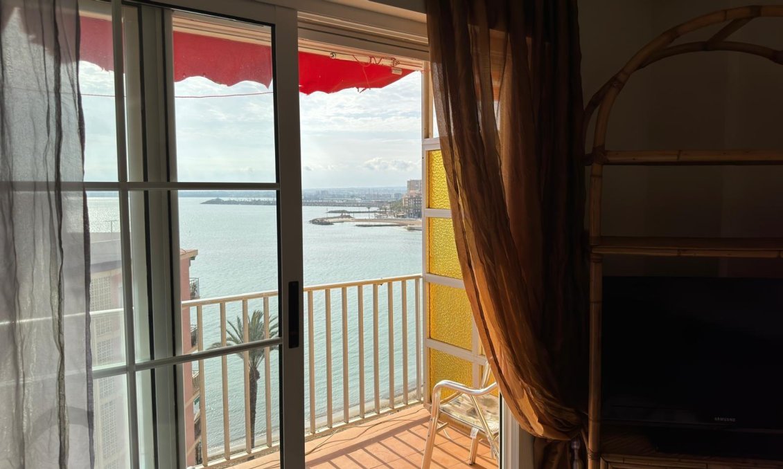 Segunda mano - Apartamento -
Torrevieja - Playa del Cura