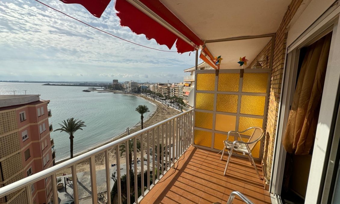 Segunda mano - Apartamento -
Torrevieja - Playa del Cura