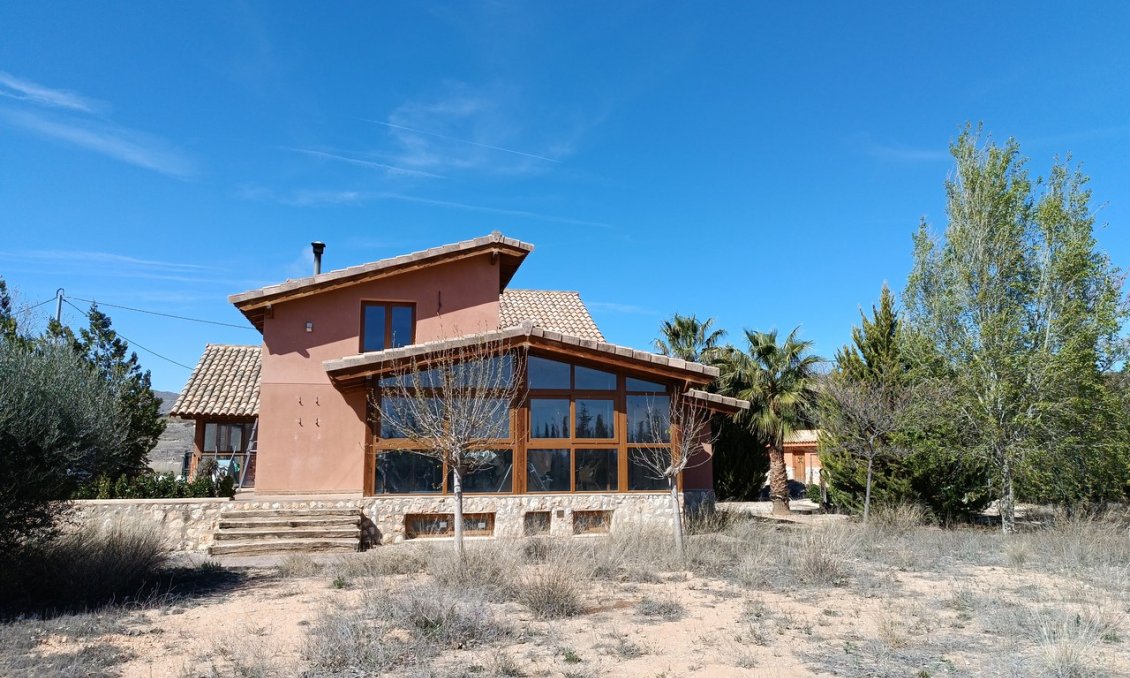 Segunda mano - Villa -
Yecla - Inland