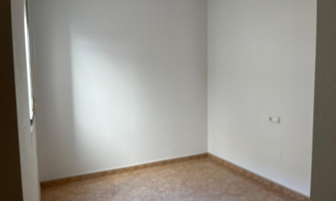 Wiederverkauf - Wohnung -
Almoradí