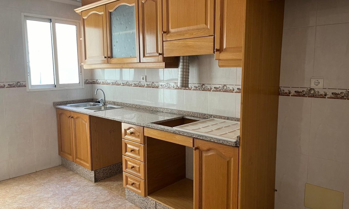 Wiederverkauf - Wohnung -
Almoradí