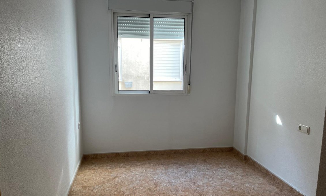 Wiederverkauf - Wohnung -
Almoradí