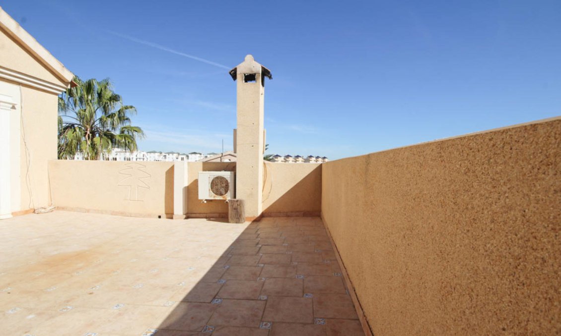 Segunda mano - Villa -
La Zenia - Costa Blanca
