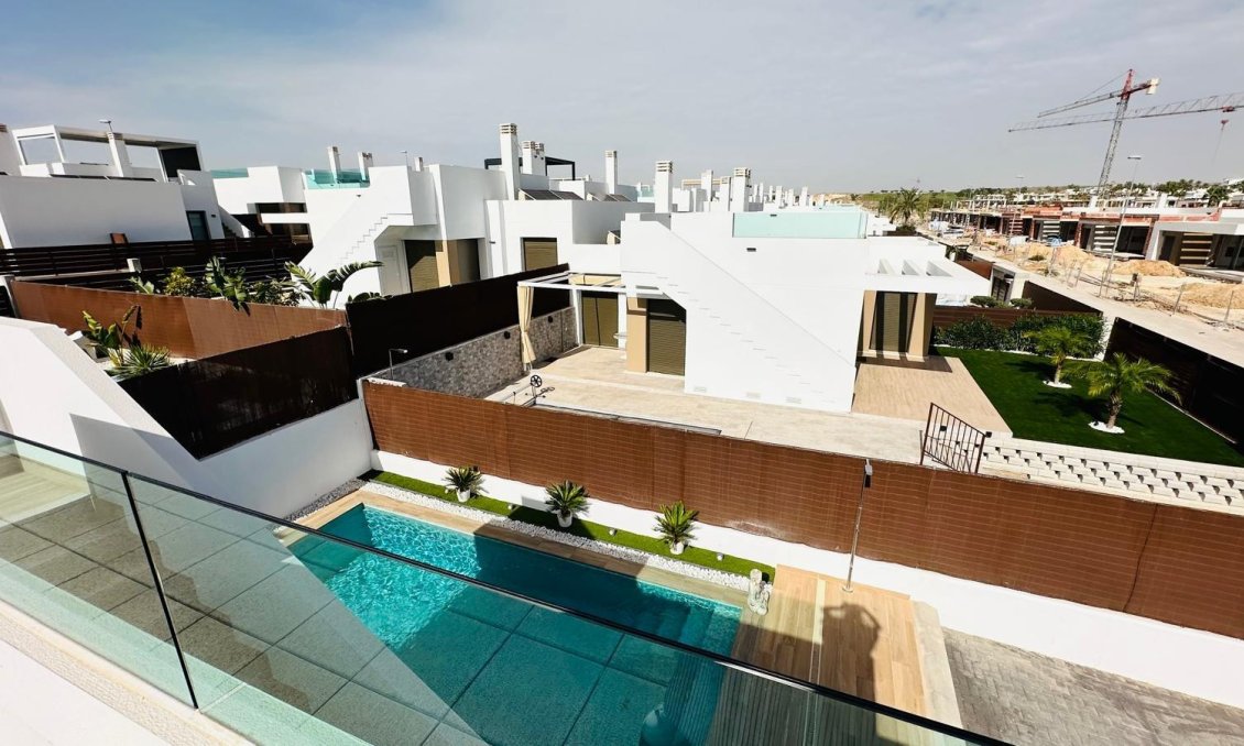 Segunda mano - Villa -
Orihuela - Vistabella Golf