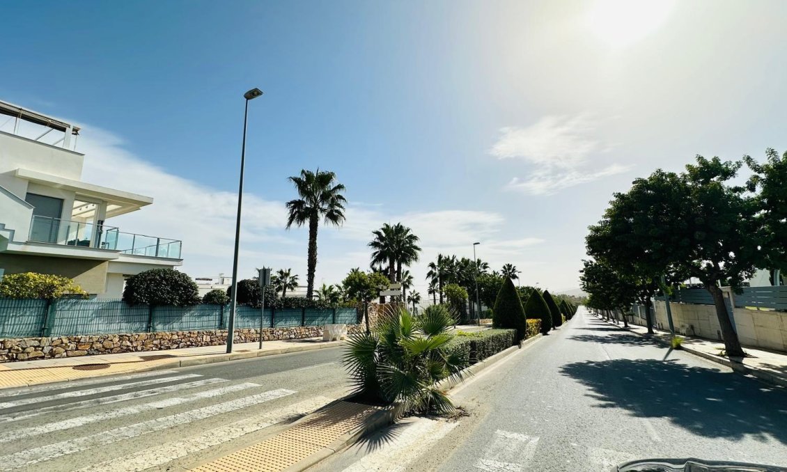 Segunda mano - Villa -
Orihuela - Vistabella Golf
