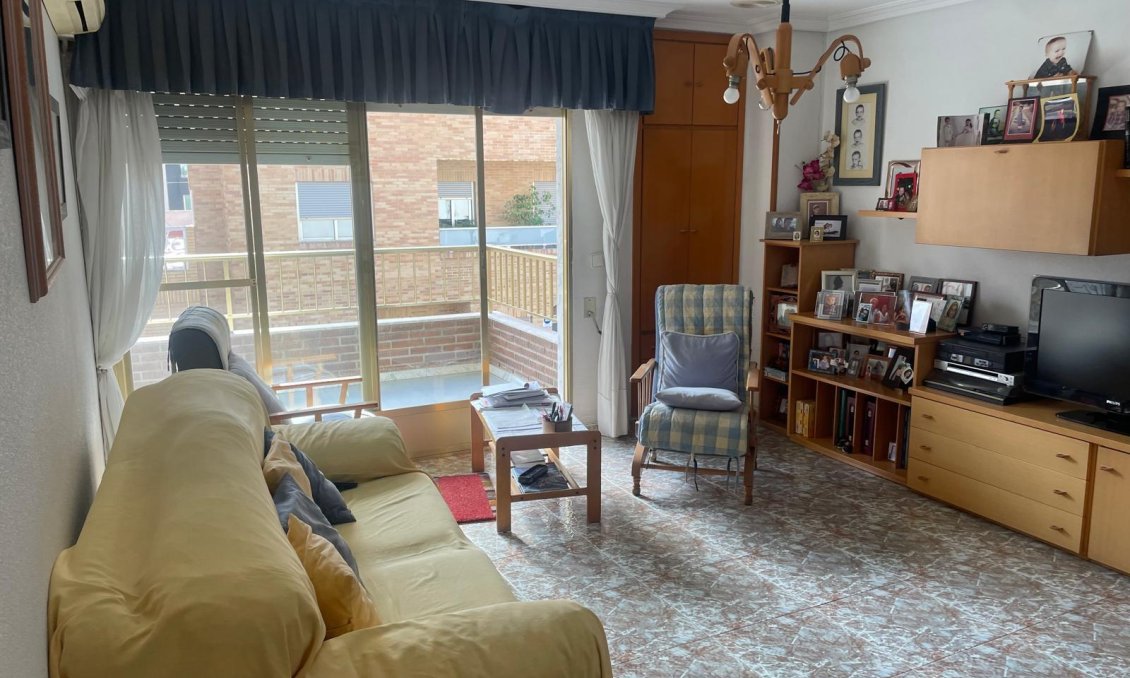 Segunda mano - Apartamento -
Torrevieja - Centro