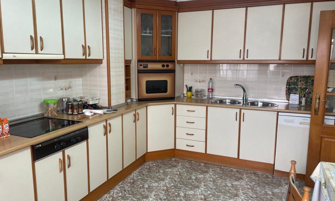 Segunda mano - Apartamento -
Torrevieja - Centro