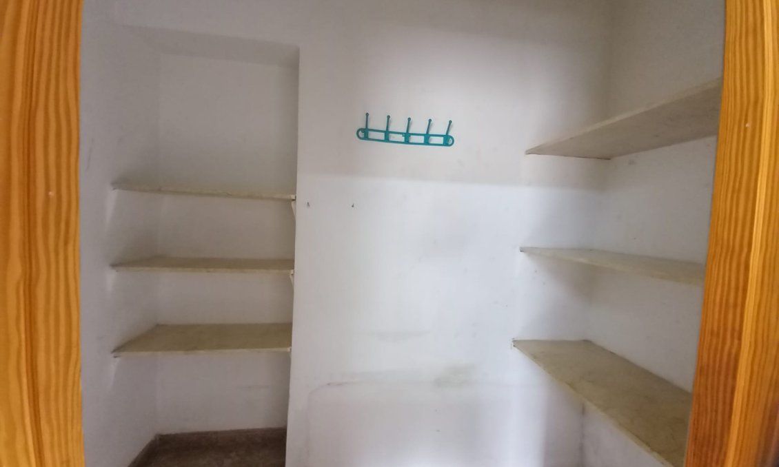 Segunda mano - Town House -
Algueña - Inland