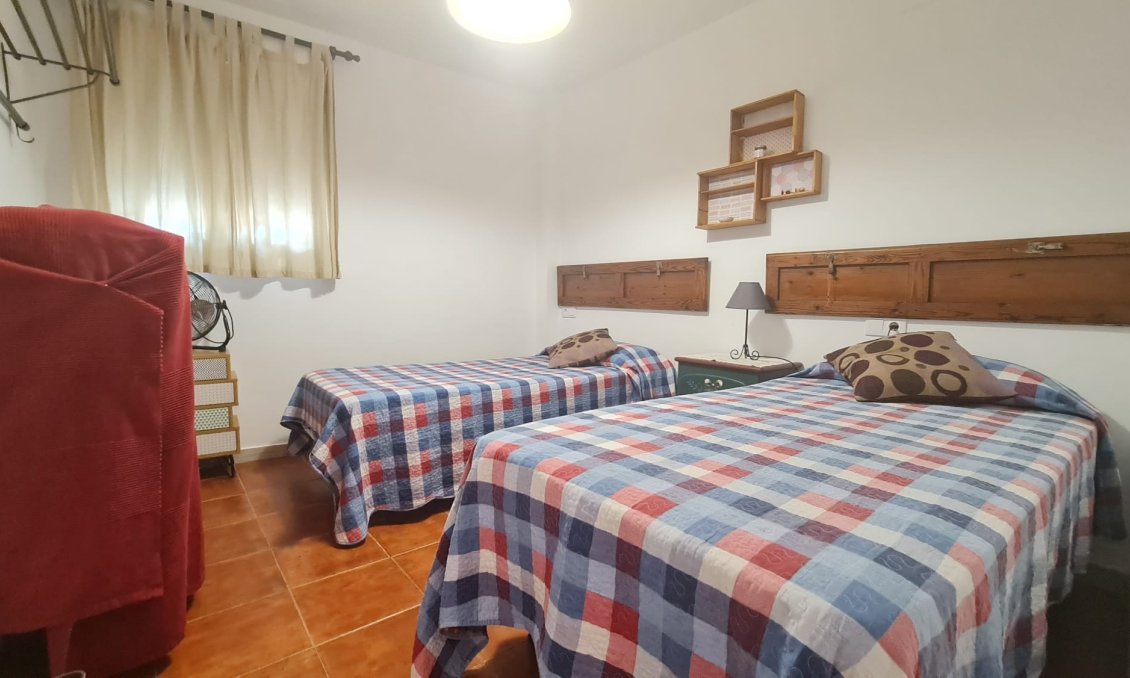 Segunda mano - Town House -
Pinoso - Inland