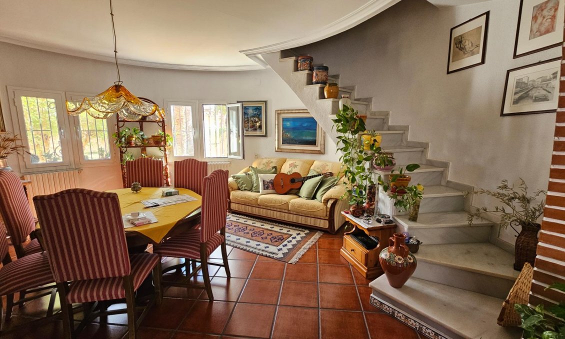 Segunda mano - Villa -
Torrevieja - San Luis