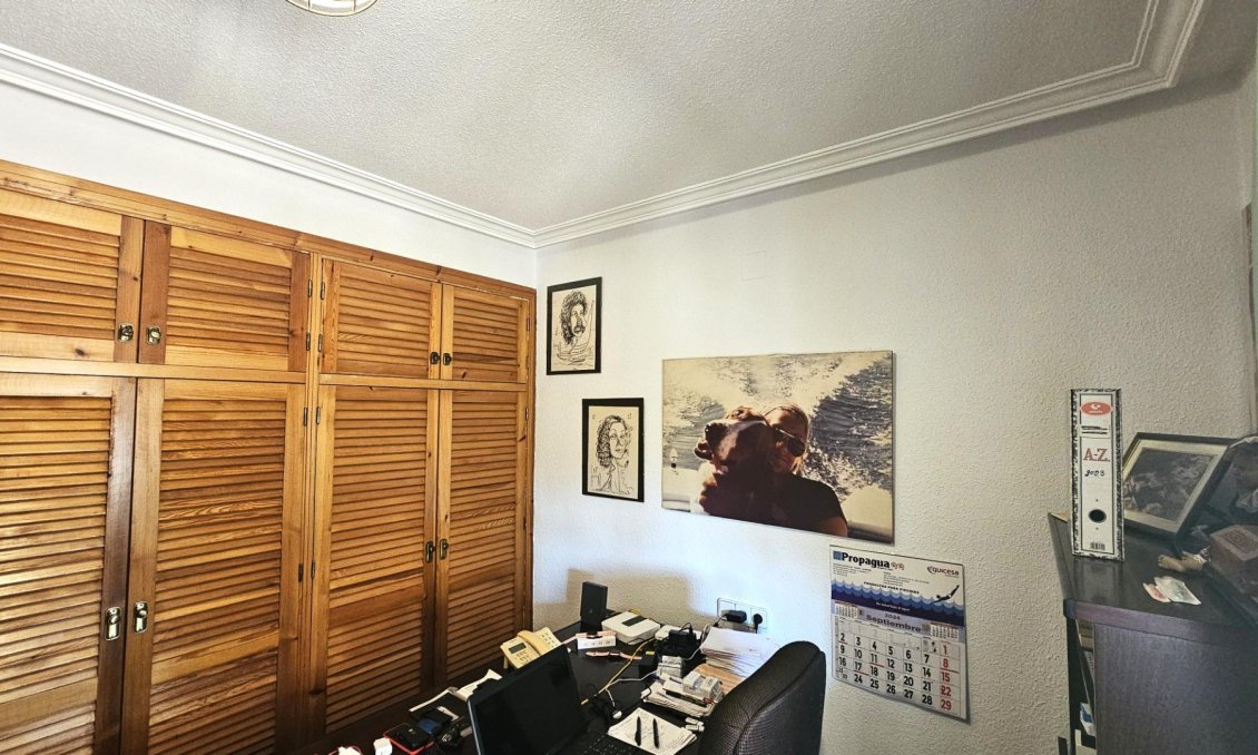 Segunda mano - Villa -
Torrevieja - San Luis