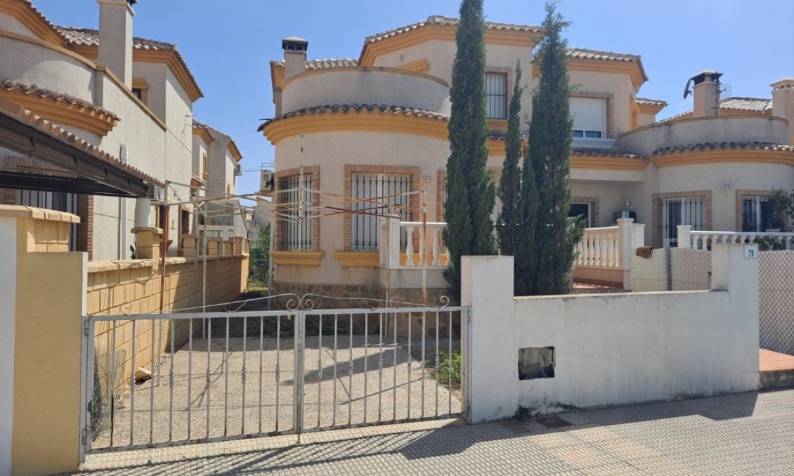 Segunda mano - Villa -
Los Montesinos - Costa Blanca