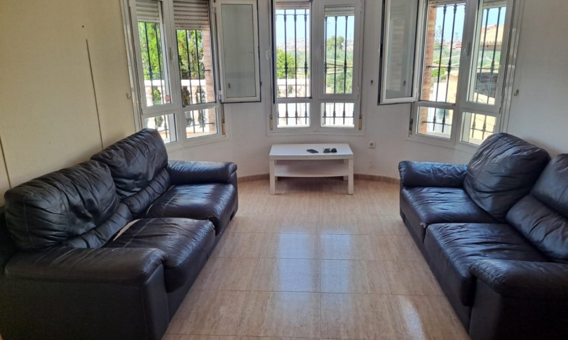 Segunda mano - Villa -
Los Montesinos - Costa Blanca