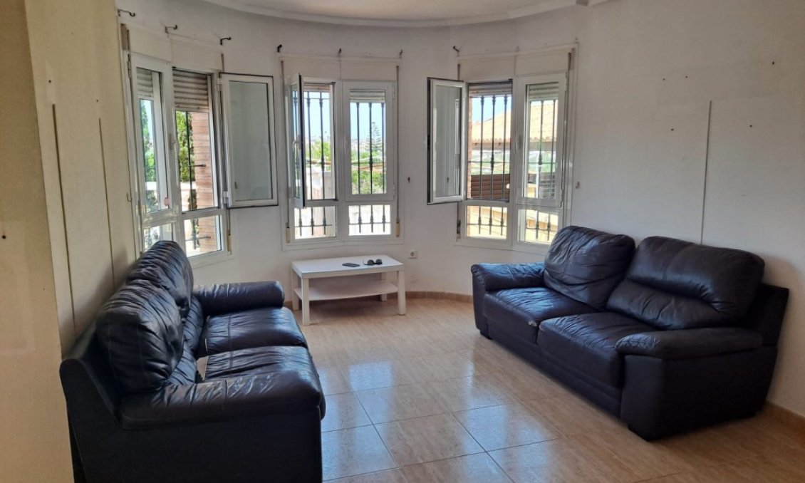 Segunda mano - Villa -
Los Montesinos - Costa Blanca