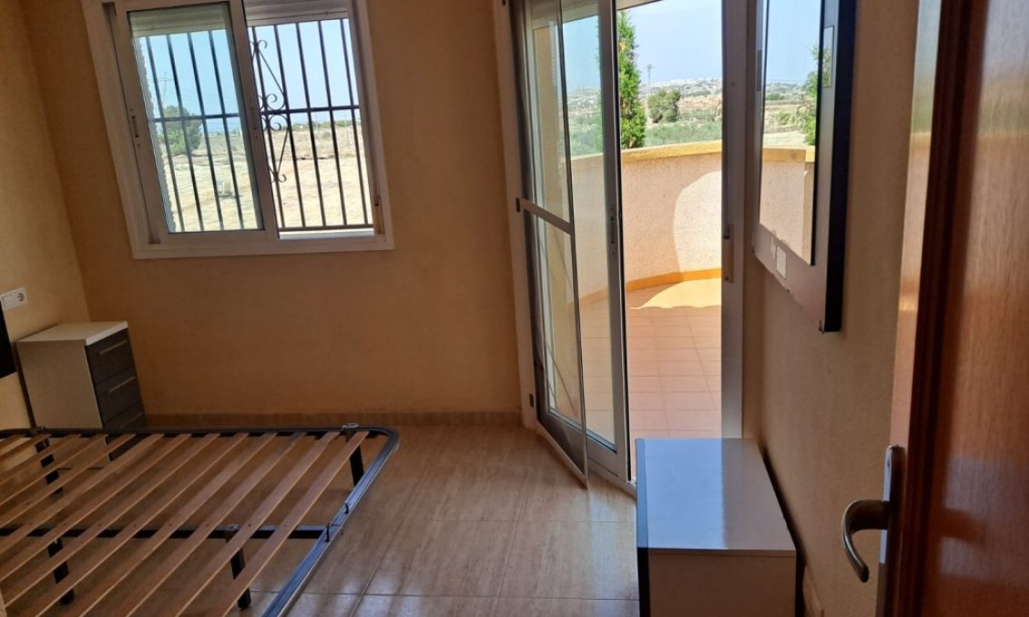 Segunda mano - Villa -
Los Montesinos - Costa Blanca