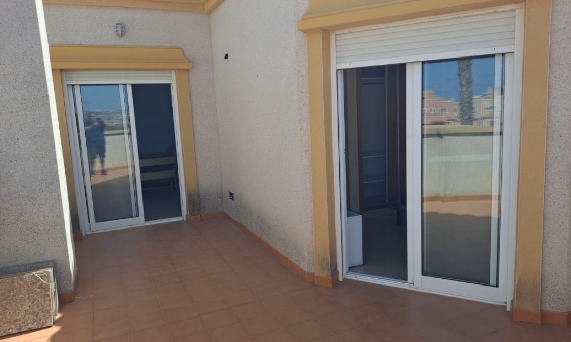 Segunda mano - Villa -
Los Montesinos - Costa Blanca