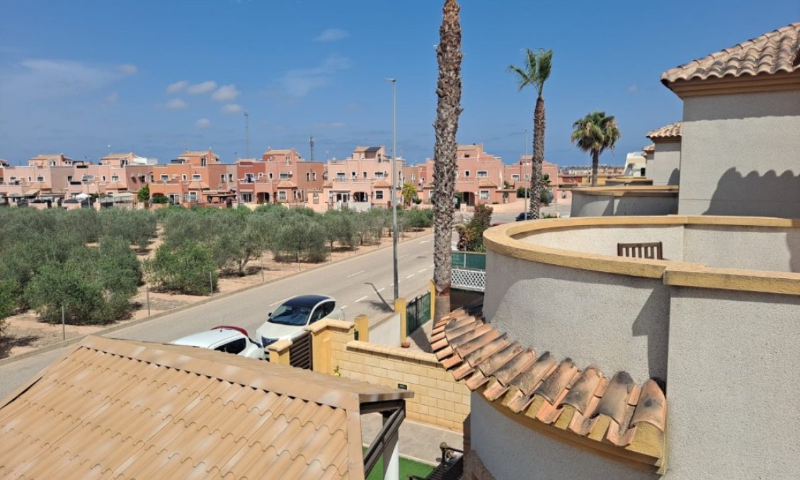 Segunda mano - Villa -
Los Montesinos - Costa Blanca