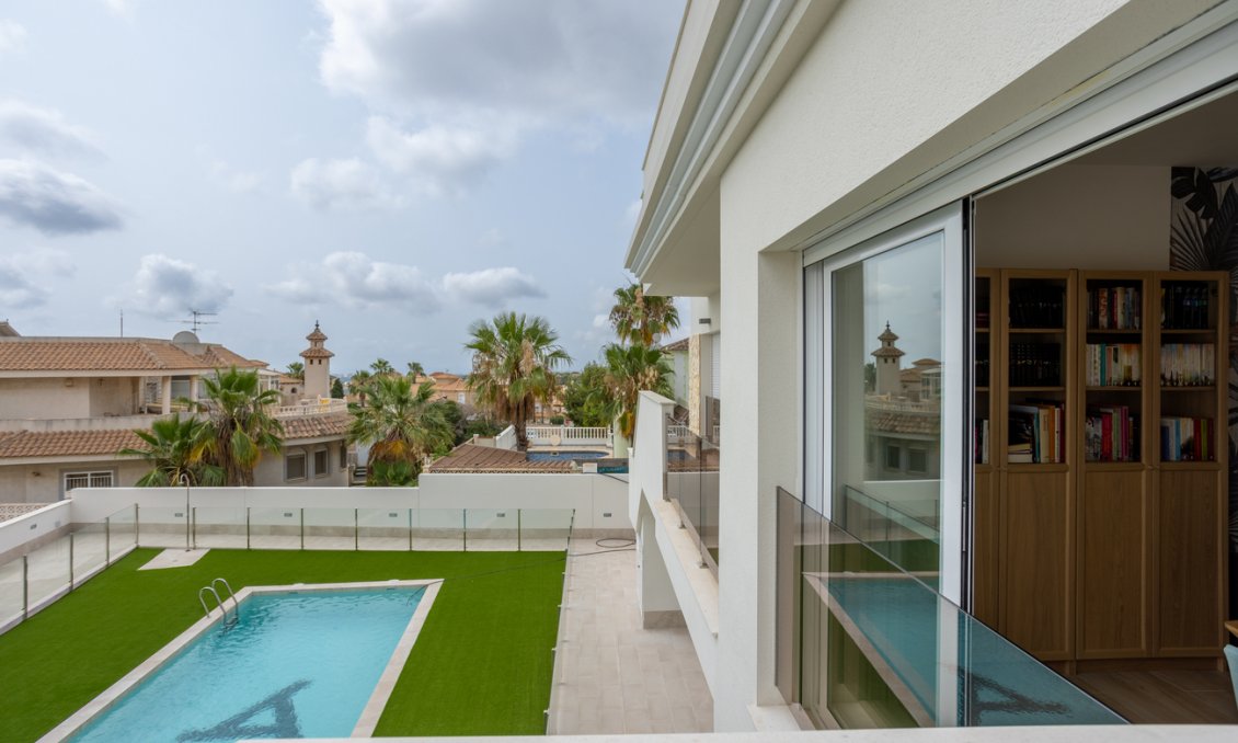 Segunda mano - Penthouse Penthouse -
Villamartin - Costa Blanca