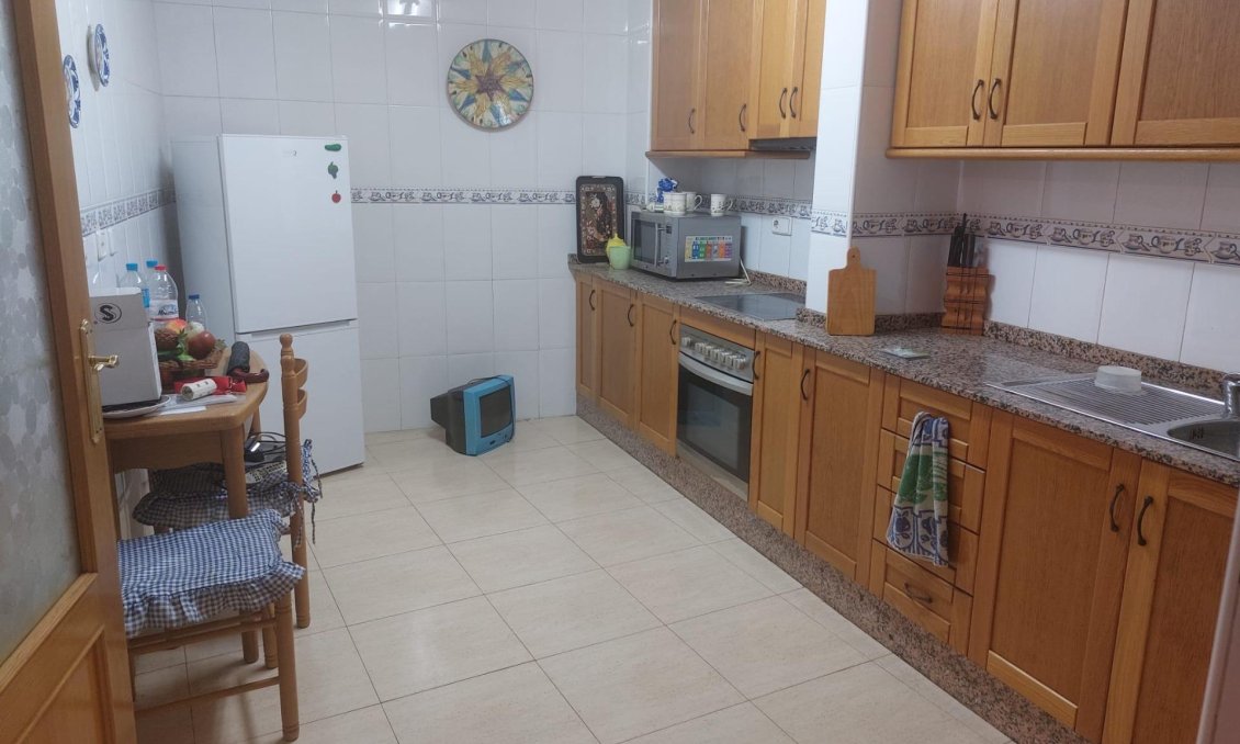 Segunda mano - Apartamento -
Orihuela - Zona Centro