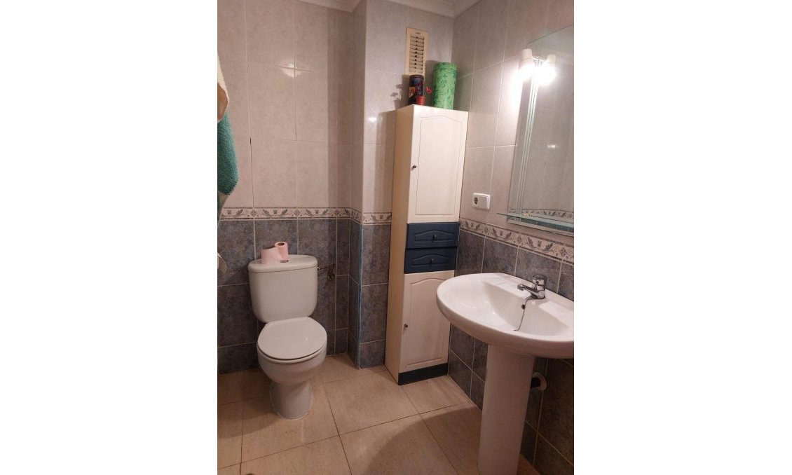 Segunda mano - Apartamento -
Orihuela - Zona Centro