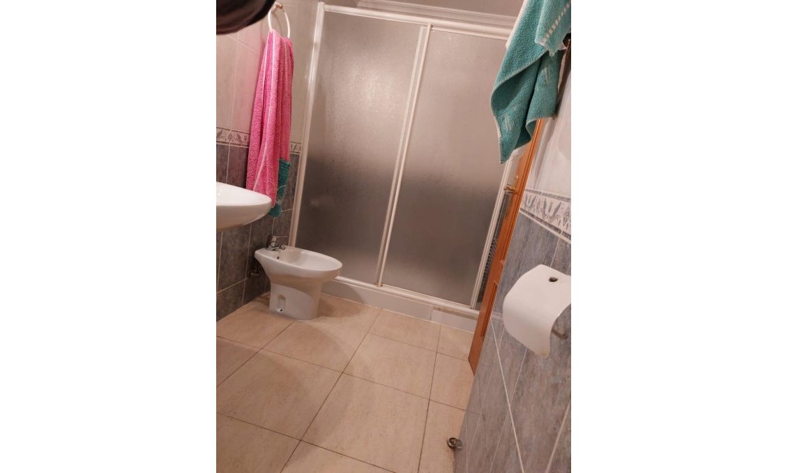 Segunda mano - Apartamento -
Orihuela - Zona Centro