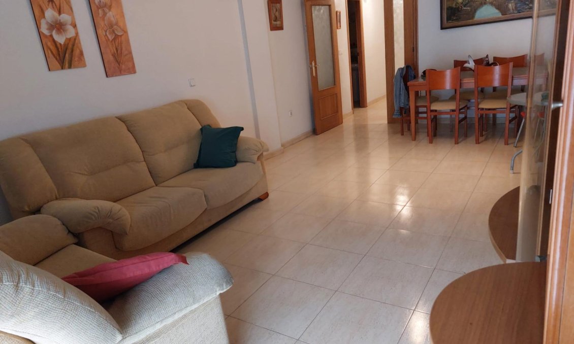 Segunda mano - Apartamento -
Orihuela - Zona Centro