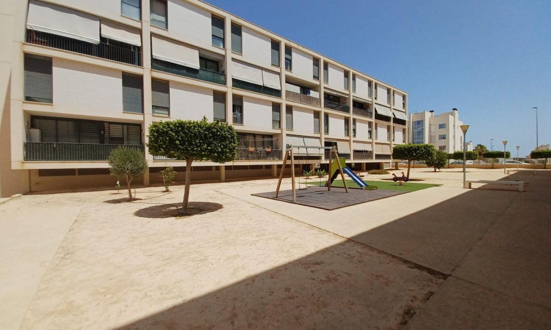 Segunda mano - Apartamento -
Orihuela Costa - Los Dolses