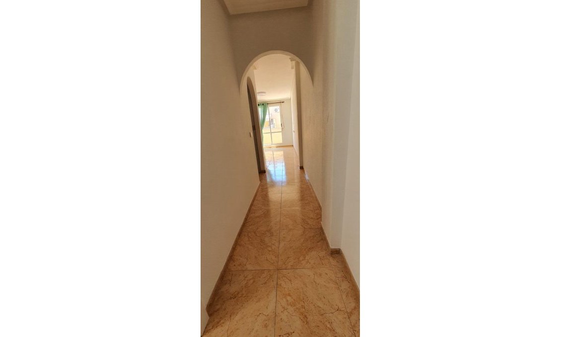 Segunda mano - Ático -
Torrevieja - Centro