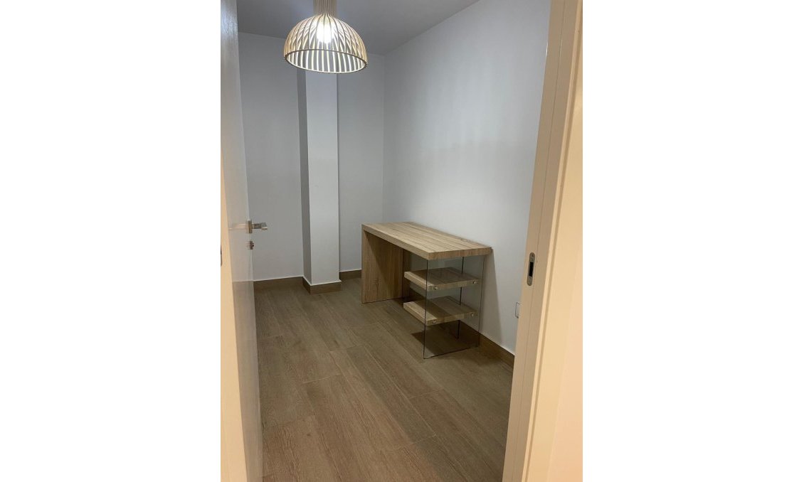 Resale - Villa -
San Miguel de Salinas - Altos De San Miguel