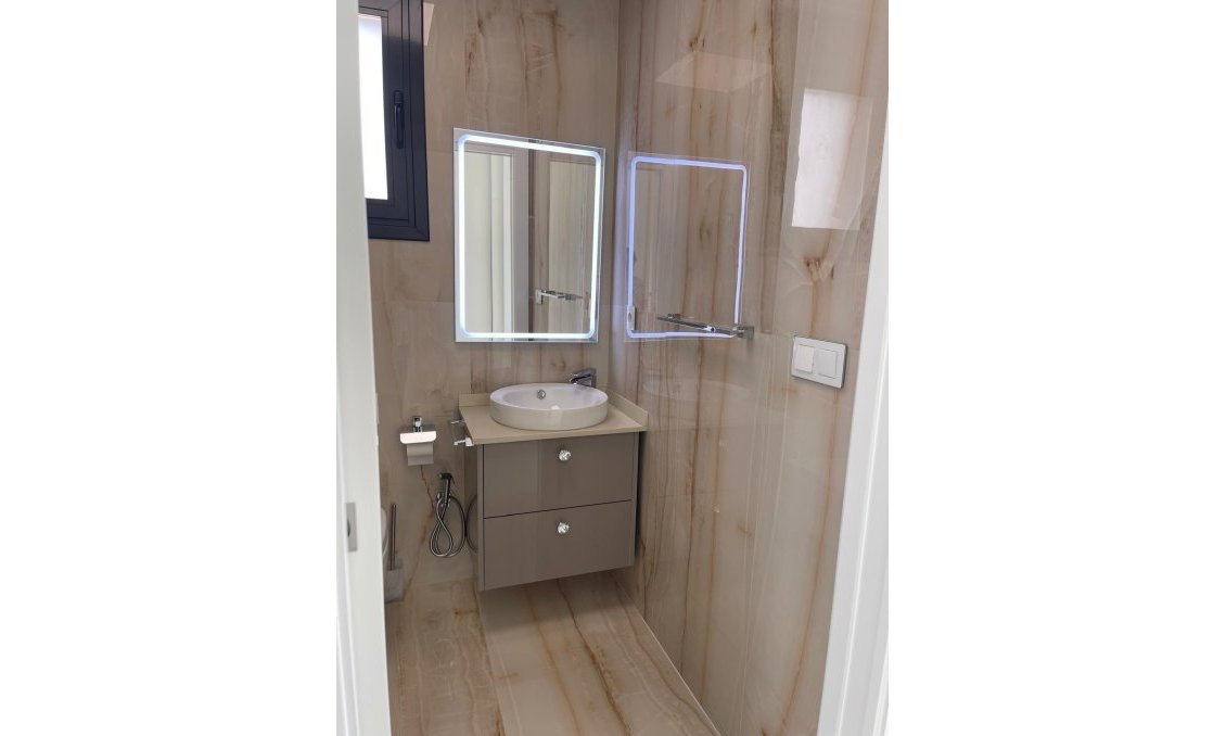 Resale - Villa -
San Miguel de Salinas - Altos De San Miguel