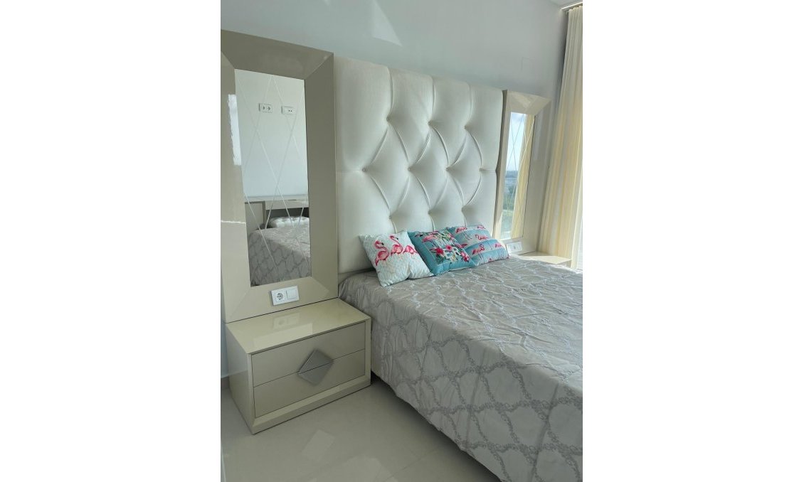 Resale - Villa -
San Miguel de Salinas - Altos De San Miguel