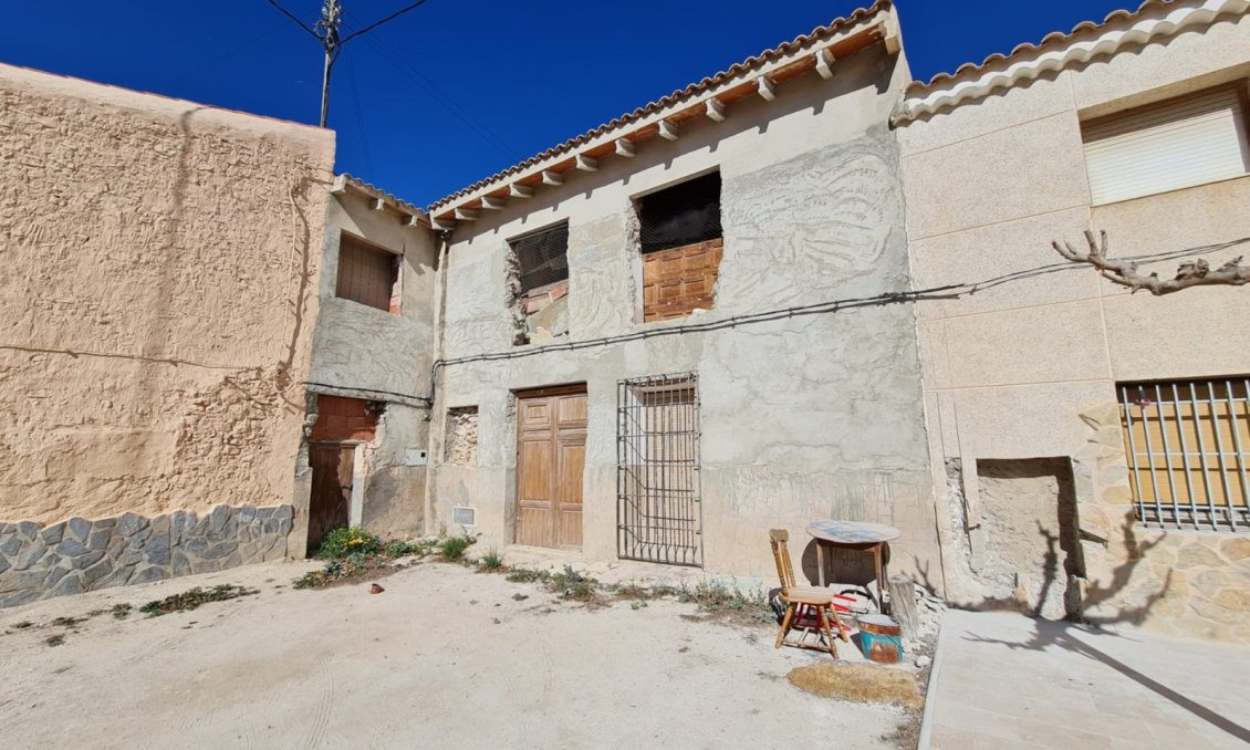 Segunda mano - Town House -
Pinoso - Inland