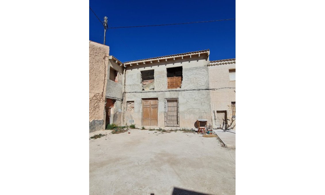Segunda mano - Town House -
Pinoso - Inland