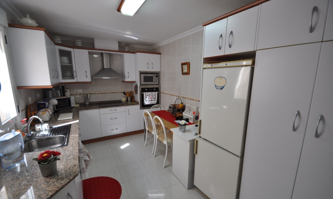 Revente - Appartement -
Pinoso - Inland