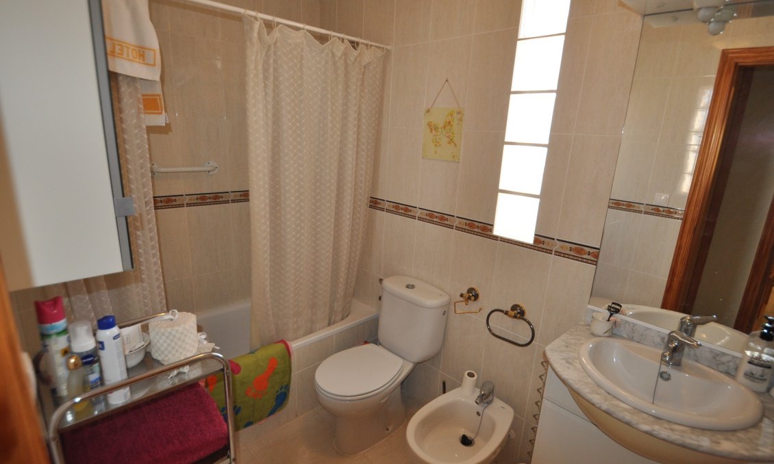 Revente - Appartement -
Pinoso - Inland