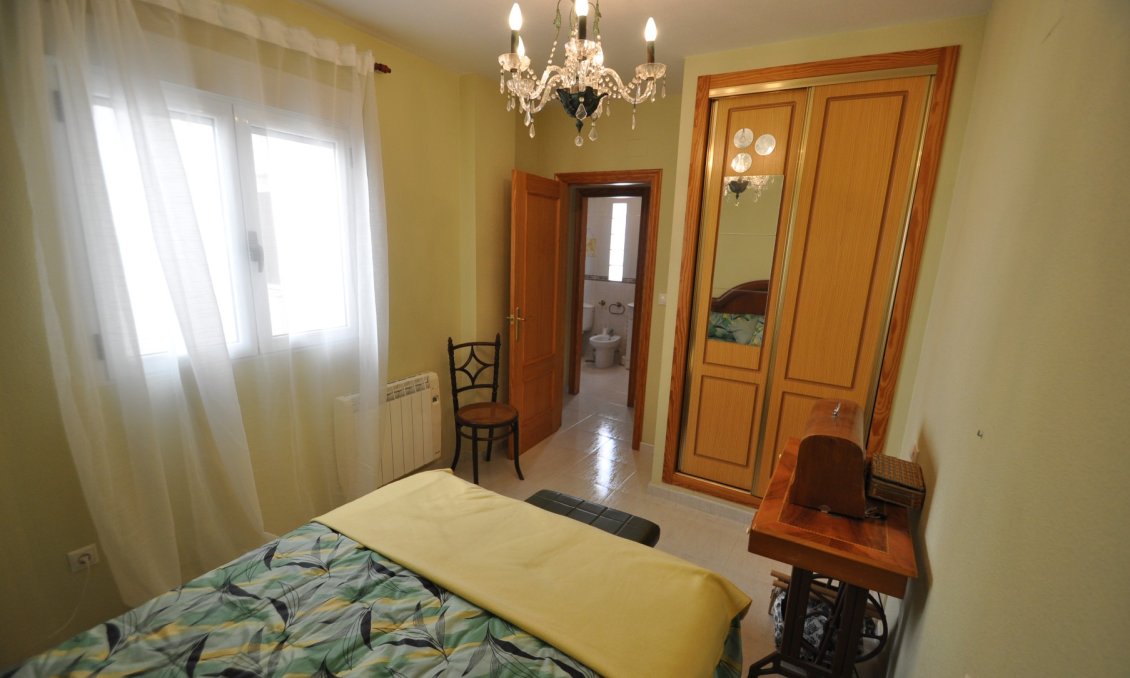 Revente - Appartement -
Pinoso - Inland