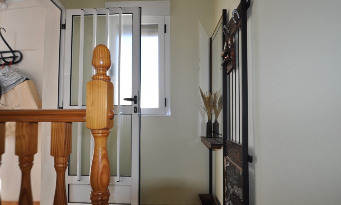Revente - Appartement -
Pinoso - Inland