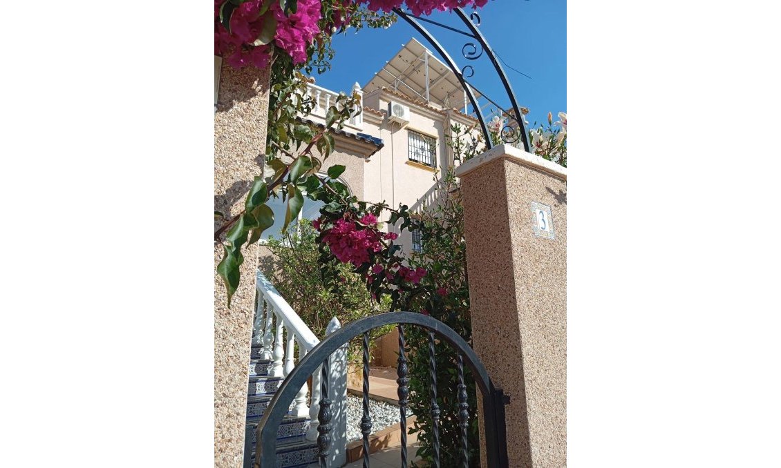 Segunda mano - Bungalow -
Orihuela Costa - PAU 26