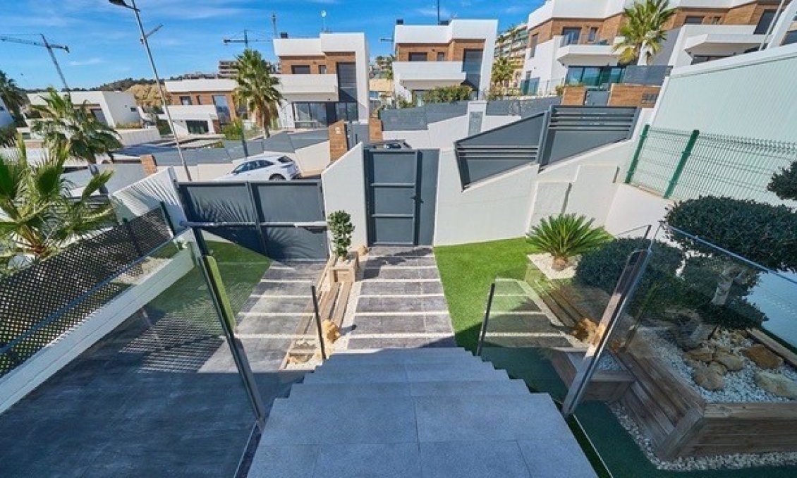 Segunda mano - Villa -
Finestrat - Costa Blanca