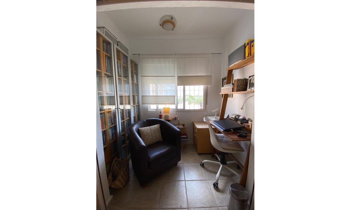 Revânzare - Duplex -
Algorfa
